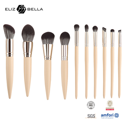 Un ensemble de pinceaux de maquillage personnalisé