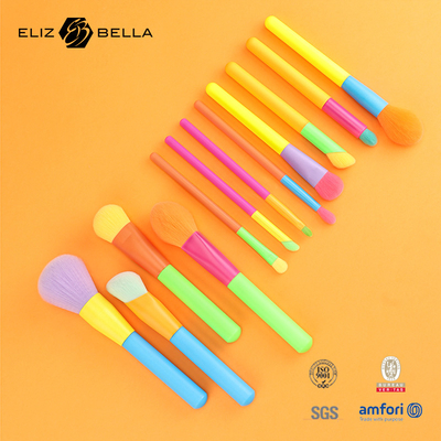 12 pièces de pinceau de maquillage professionnel multicolore pour fondation poudre rouge ombre d'oeil, pinceau cosmétique coloré