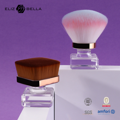 Des pinceaux de maquillage aimant la peau sans cruauté avec des brins doux, parfaits pour les cadeaux d'anniversaire ou de vacances