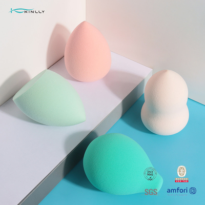 Le cadeau humide sec de mélangeur de beauté de l'utilisation 4pcs a placé le polyuréthane hydrophile de l'eau impeccable de 100%
