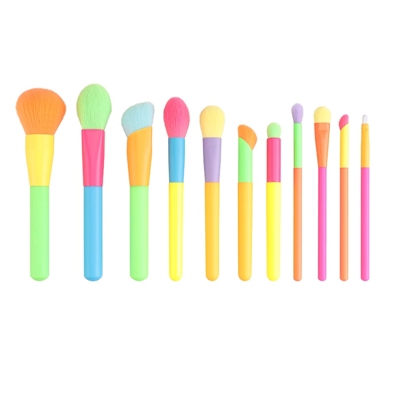 Brosses à cheveux synthétiques pour le maquillage du visage et des yeux