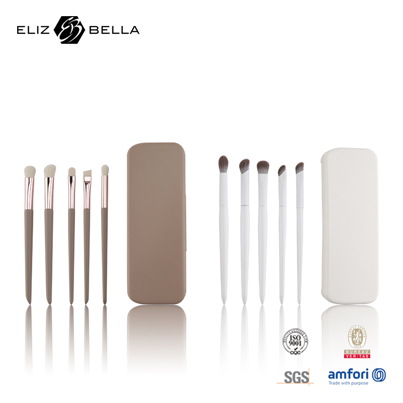 Ensemble de pinceaux de maquillage portables pour le visage, essentiel pour les maquilleurs professionnels ou à domicile